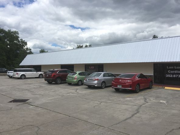 Plaza North: 20049 E Pennsylvania Ave, Dunnellon, FL 34432